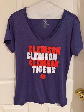 Clemson Tiger polyester Purple V-Neck Clemson Tigers Graphic Tee